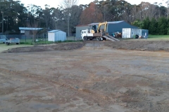 45 Hammer, Auger, Grab Hire & Stick rake hire in Wyee
